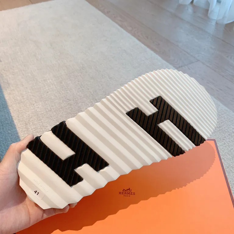 Hermes Shoe 